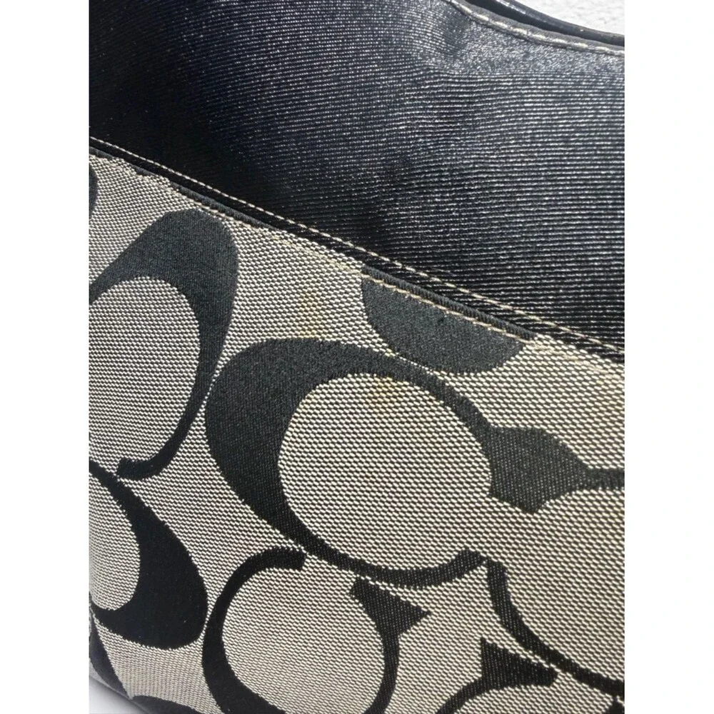 coach shoulder